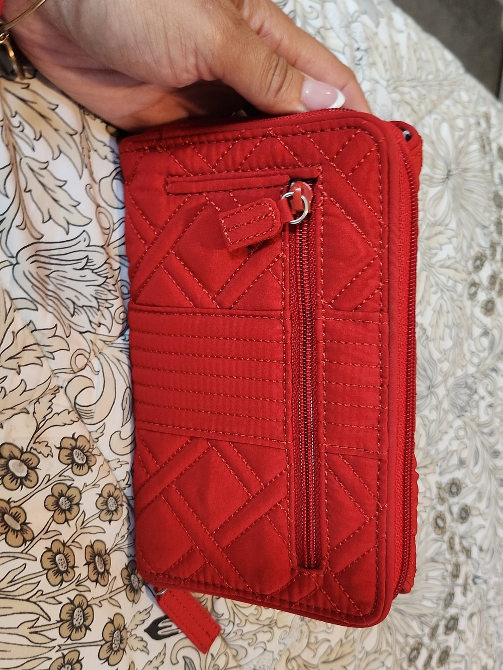 Vera Bradley Quilted Red Wristlet Wallet - Picture 2 of 6